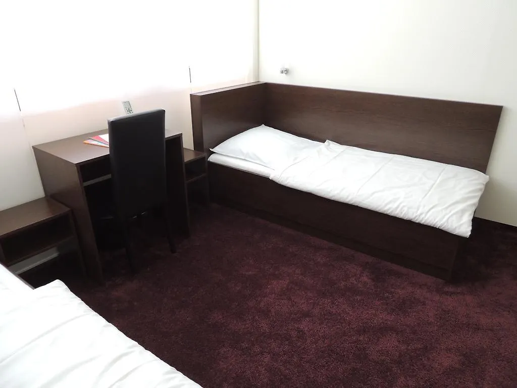 Aaa Budget Hotel Colonia