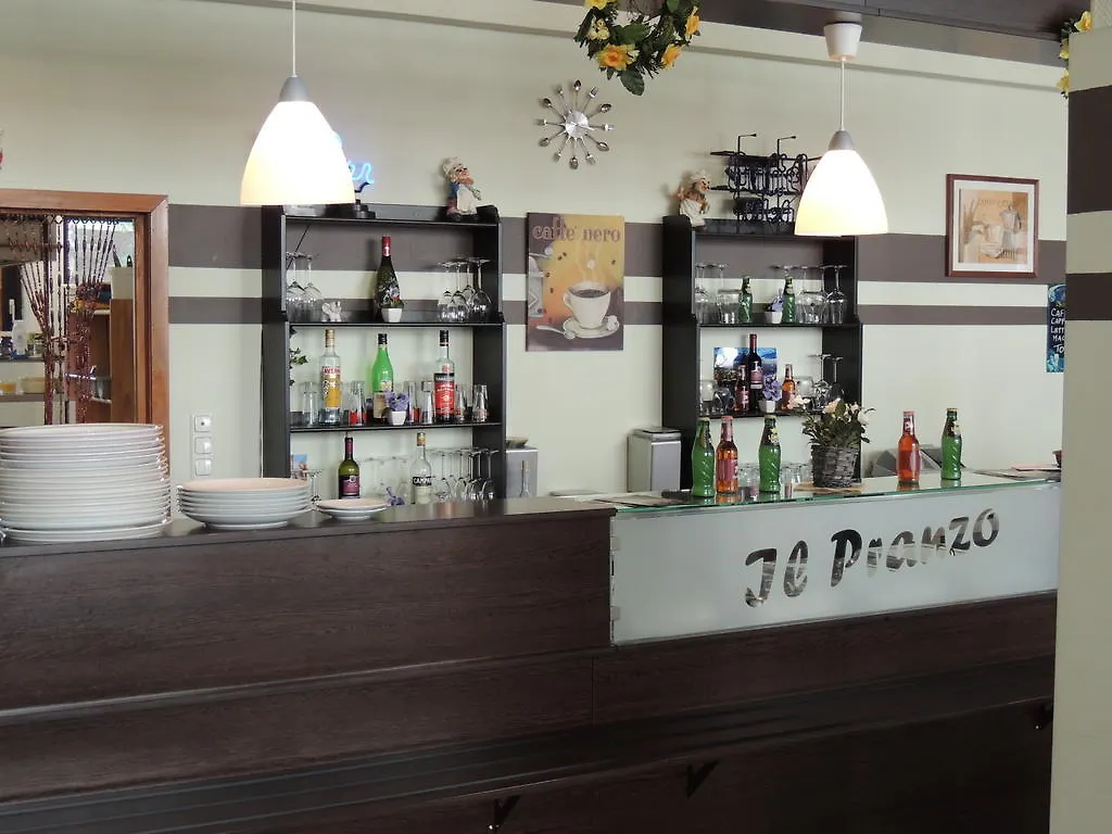 Aaa Budget Hotel Colonia