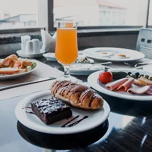 Hotel Iron Baku