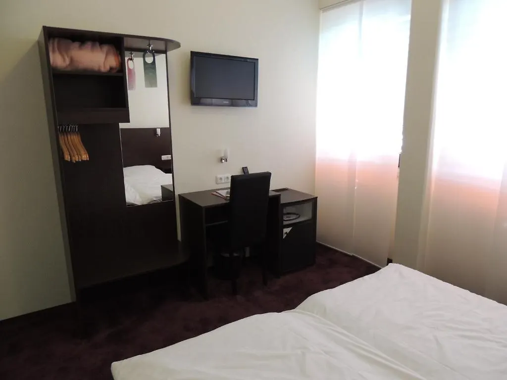 Aaa Budget Hotel Cologne