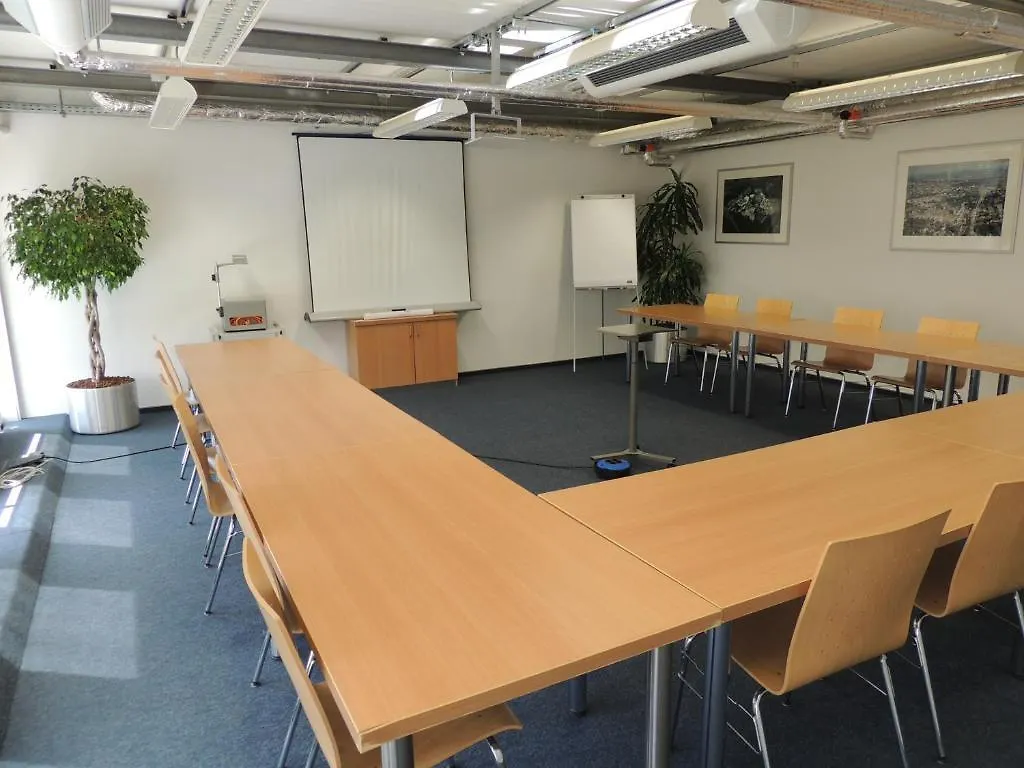 Aaa Budget Hotel Cologne